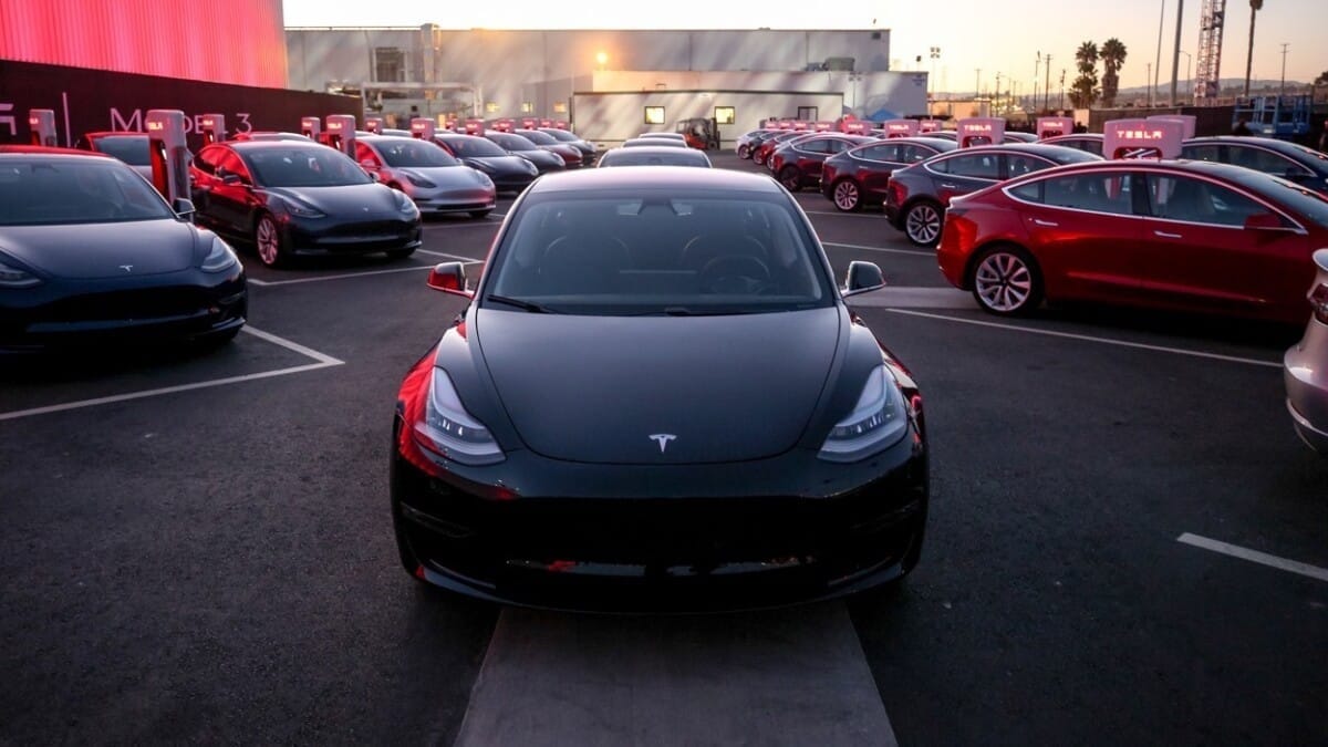 Gas vs. Electric: Is the Tesla Model 3 Turo ROI Worth It?